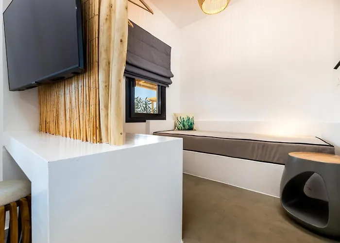 Omilos Beachfront House