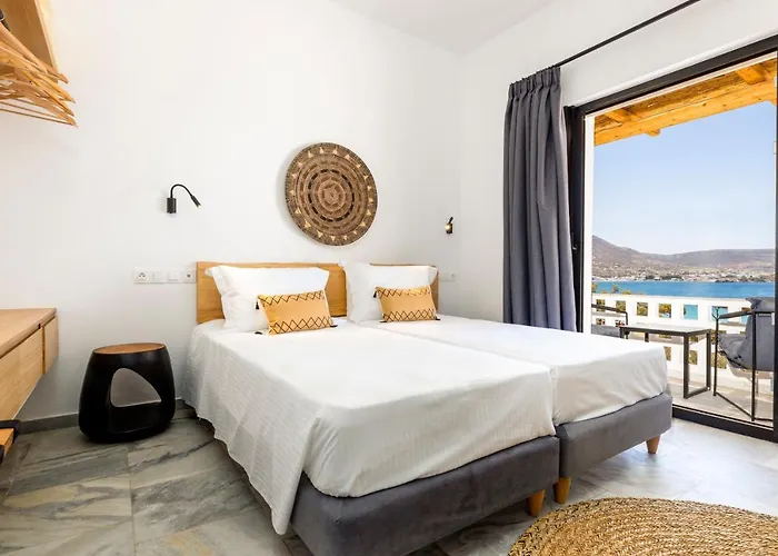 Omilos Beachfront House 2*