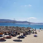 ホテル Omilos Beachfront House パロス島