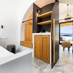 Omilos Beachfront House パロス島