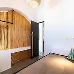 Omilos Beachfront House パロス島