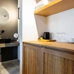 ホテル Omilos Beachfront House パロス島