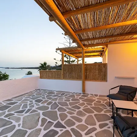 Omilos Beachfront House Otel Páros