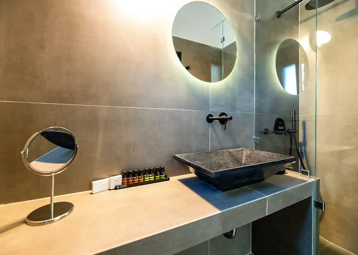 Omilos Beachfront House